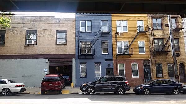1st image of 3126 Jerome Ave Bedford Park