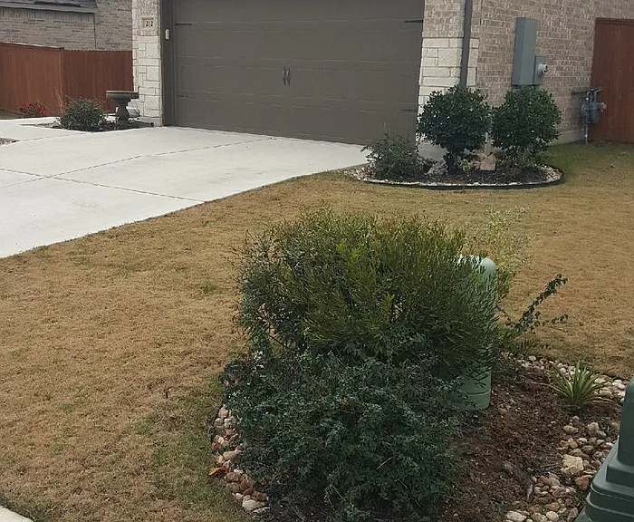 212 Freeman Loop — Photo 2