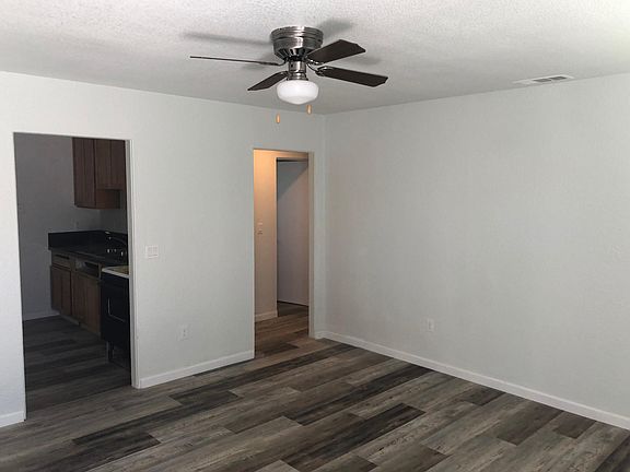 4th image of 1534 Orlando Way