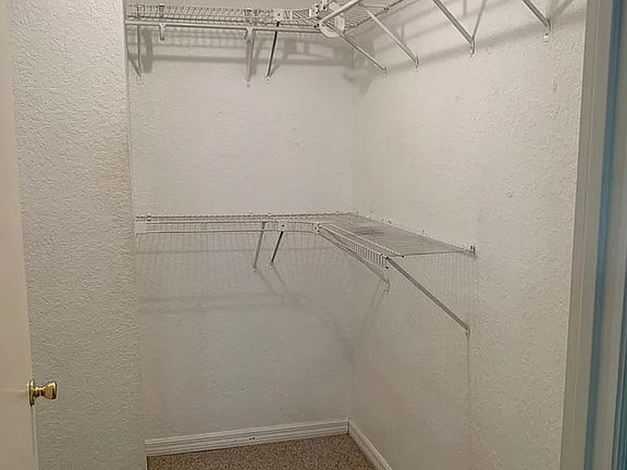 5th image of 870 Forrest Dr