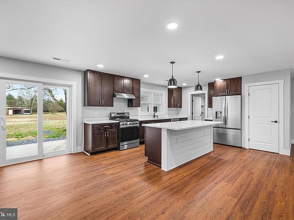 3rd image of 24163 Old Meadow Rd