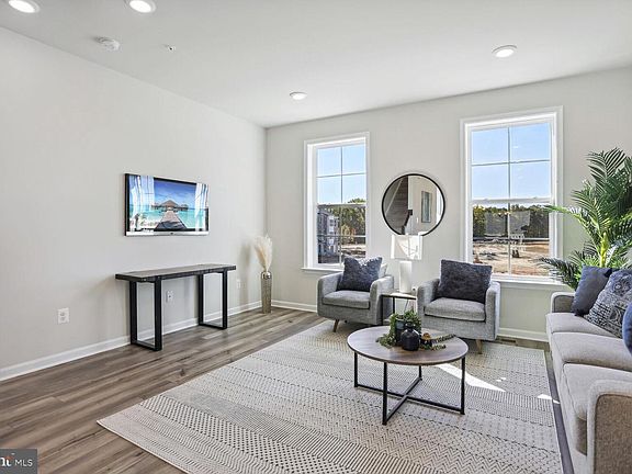 7th image of this home