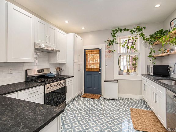 2nd image of 121 E 8th Avenue