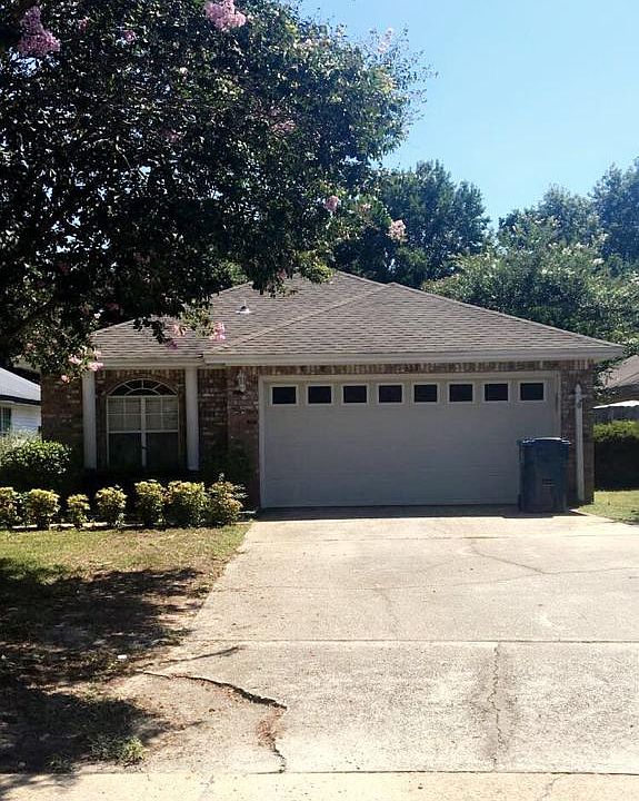 1st image of 133 Russ Dr