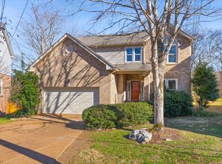 833 Magnolia Ct E, Nashville, TN 37221