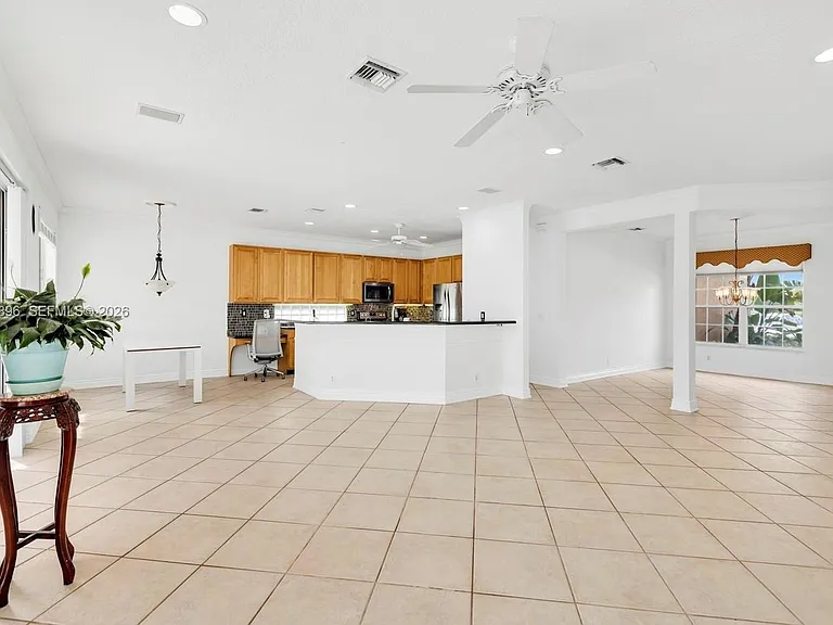 12686 Little Palm Ln — Photo 5