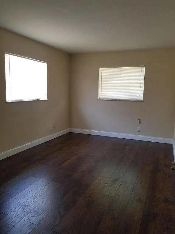 1 bed, 1.0 bath, 700 sqft, $1,595 — Photo 3