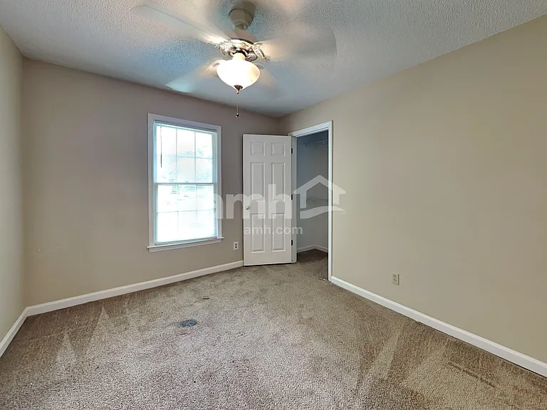 1300 Summit Point Ln — Photo 19