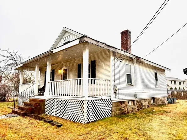 212 Trotting Park Road, East Falmouth, MA 02536