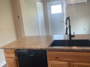 16 Libby St #B, Wolfeboro, NH 03894