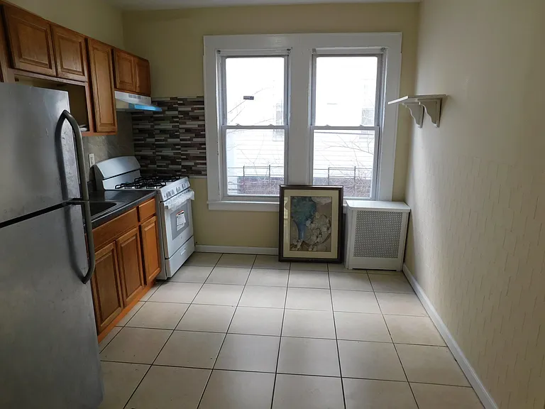 282-284 Renner Ave #1 — Photo 8