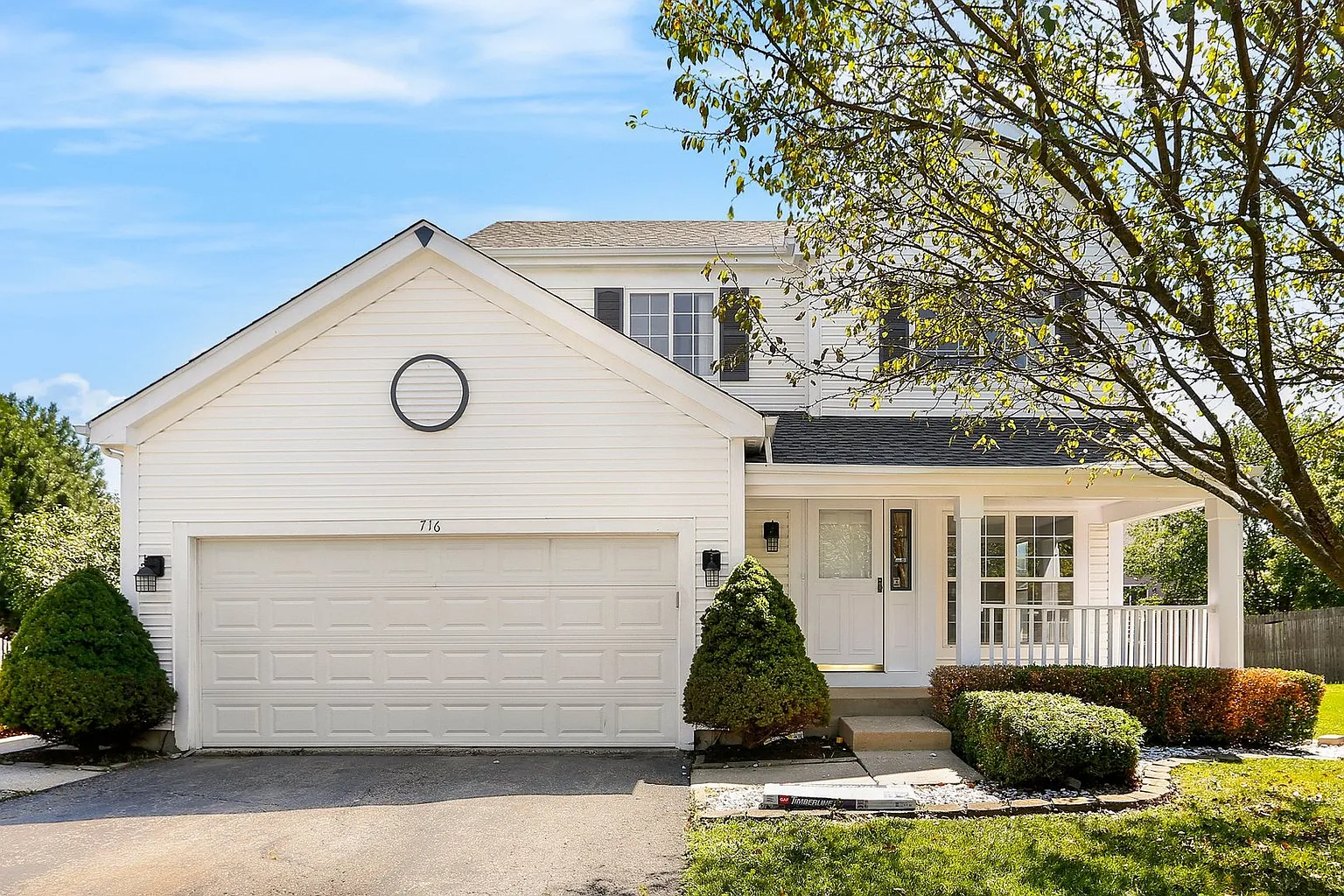 716 Marigold Ct photo 1