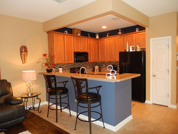 4th image of 437 Sunstone Ct