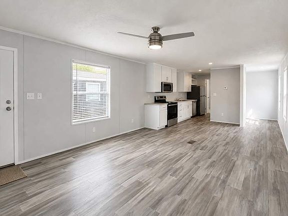 3rd image of 112 Ridge Way
