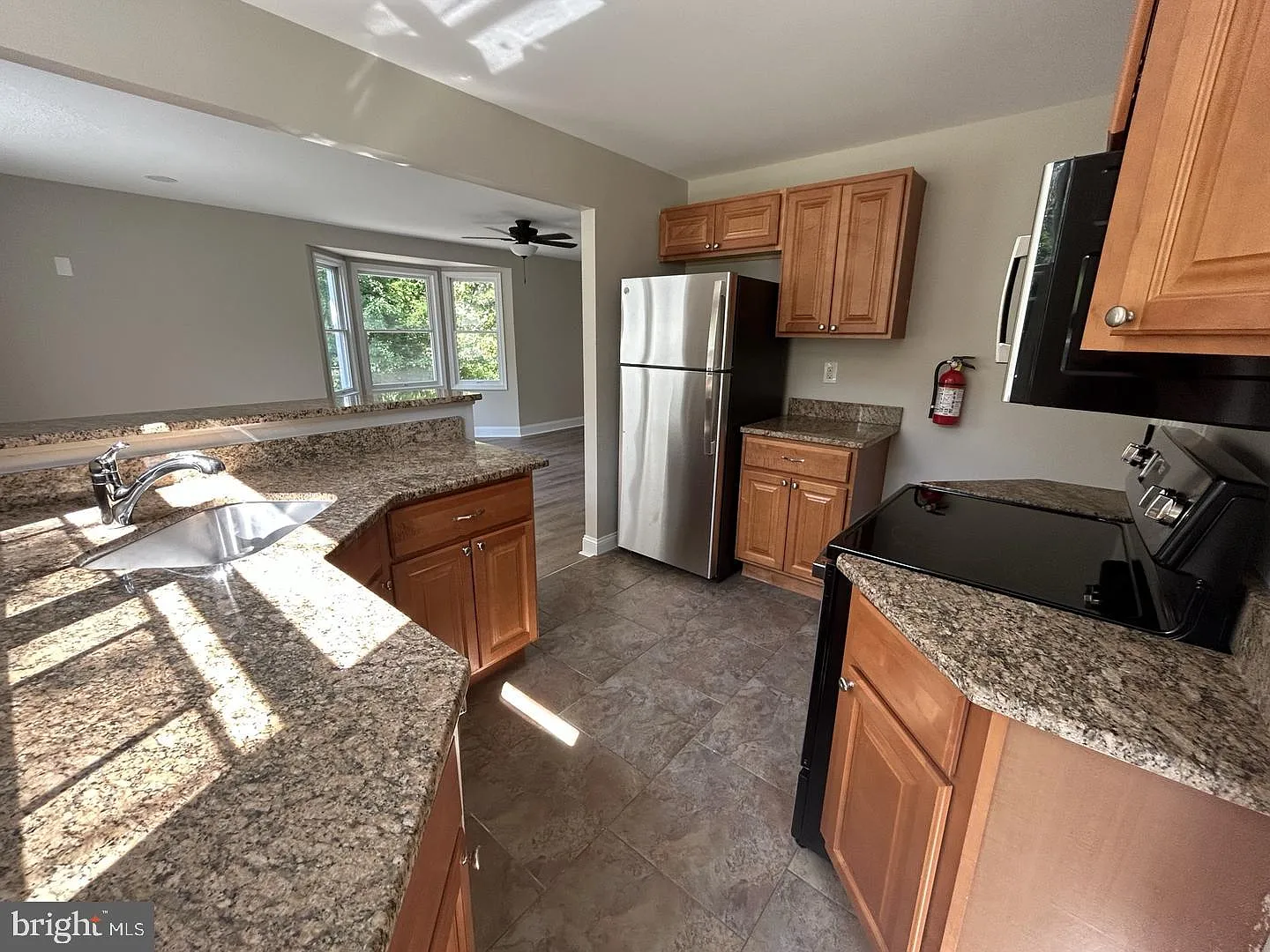 1 bed, 1.0 bath, 684 sqft, $2,000 — Photo 4