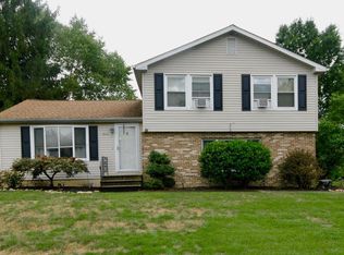 7 Acorn Ct, Florence, NJ 08518