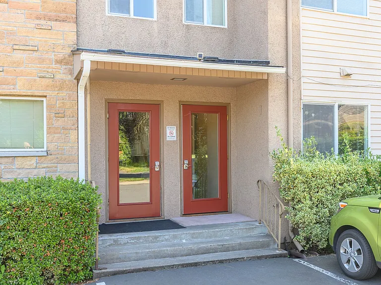 5010 SE 41st Ave — Photo 4