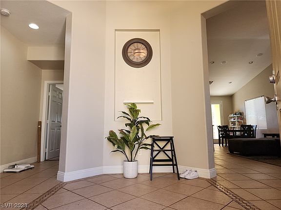 5th image of 8008 Slate Falls St