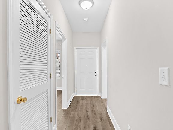4th image of 230 Portsmith Dr. #3