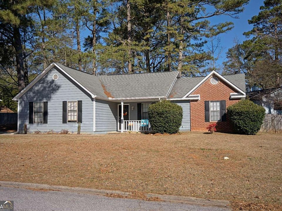1st image of 1528 Carriage Ln
