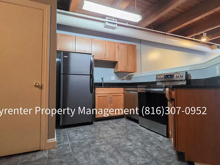 700 Broadway Blvd #308 — Photo 25