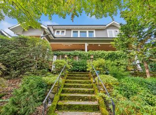 7031 S Virginia Ave, Portland, OR 97219