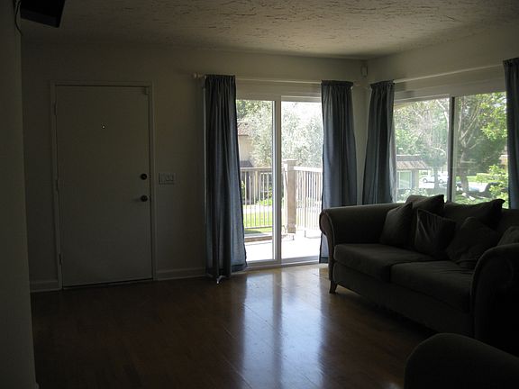 Living room view 2_05022013