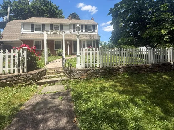 3021 Winchester Ave, Philadelphia, PA 19136
