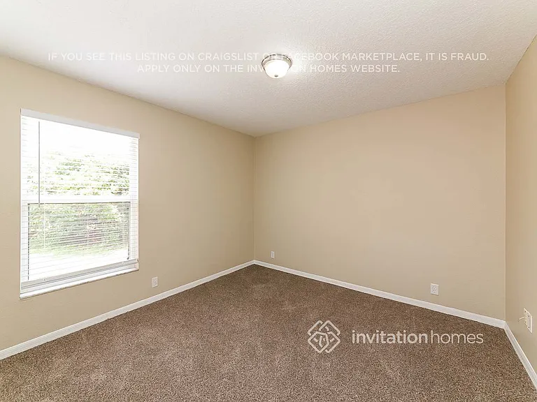 7348 Linden Ln — Photo 11