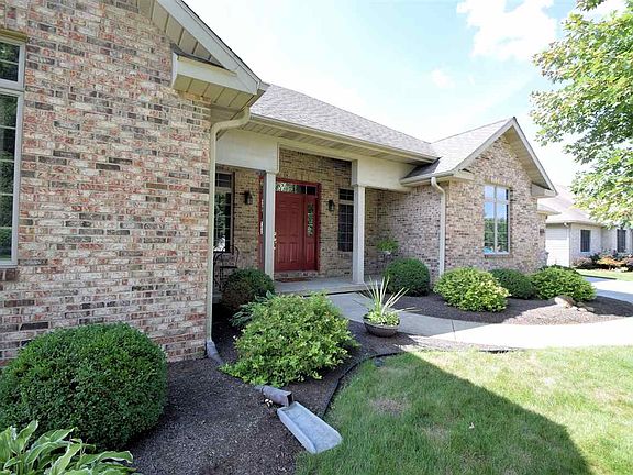 2nd image of 513 S Wintergreen Dr