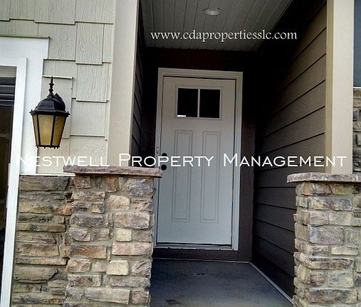 2nd image of 4157 N Fremont Dr
