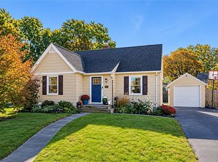 57 Sandymount Dr, Irondequoit, NY 14617