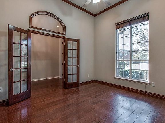 5th image of 1291 Golf Club Dr