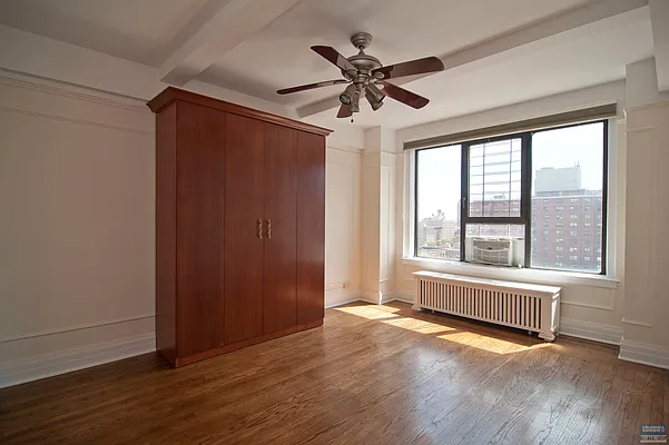 Rented by Bellmarc Realty | media 2