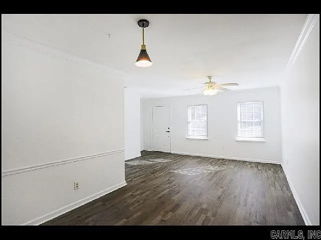 7202 Illinois St — Photo 5