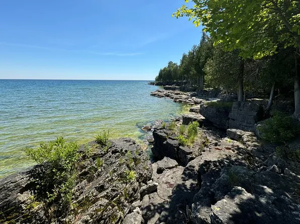 186 Hemlock Dr, Washington Island, WI 54246