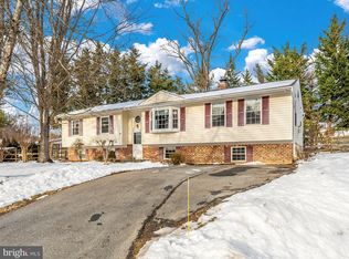 24000 Bush Hill Rd, Gaithersburg, MD 20882