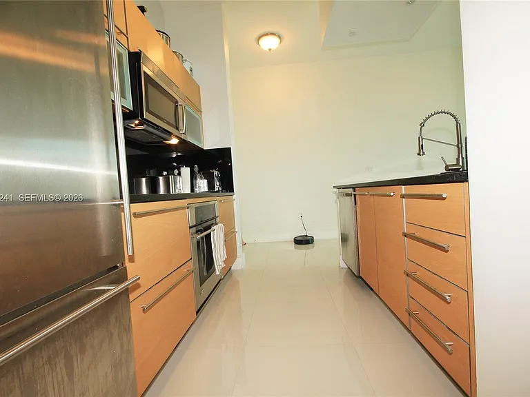 950 Brickell Bay Dr #5000 — Photo 13
