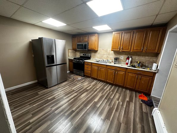 283 Central Ave #1B