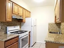 280 Undercliff Ave #2 — Photo 5
