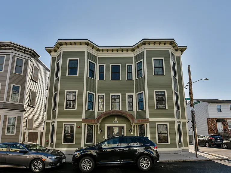 721 E 6th St #4 — Photo 21