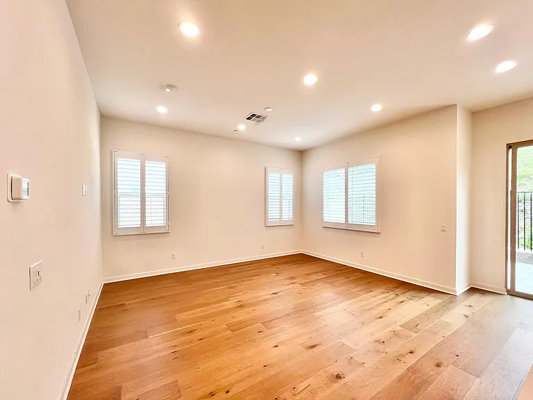 495 Village Greens Way — Photo 6
