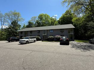 11 Gibbs St APT 9, Winchester, CT 06098