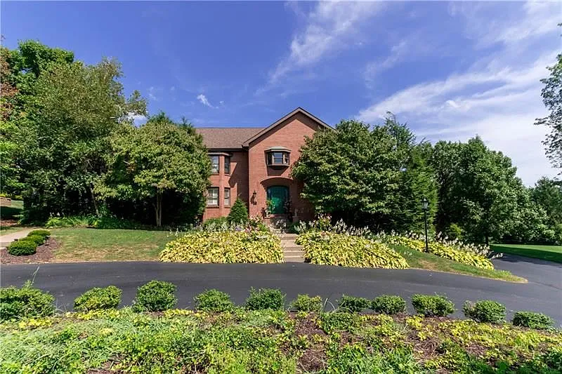 432 Independence Ct photo 1