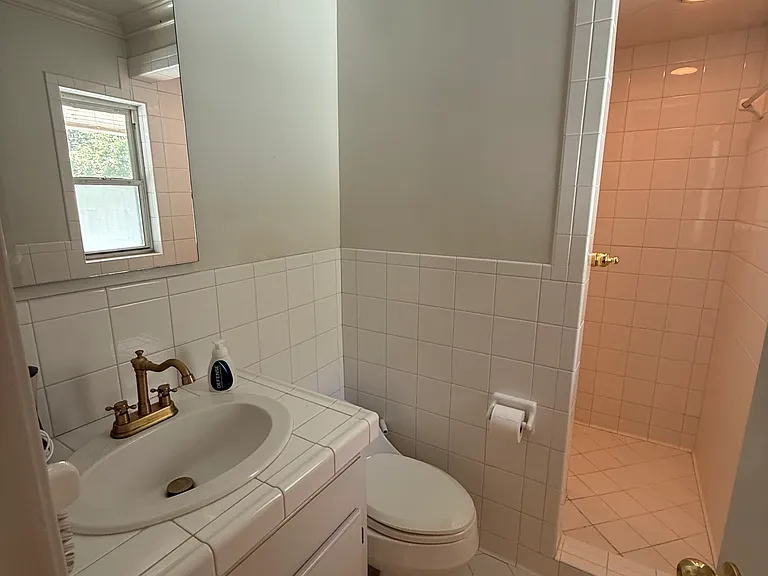 116 Springdale Cir — Photo 12