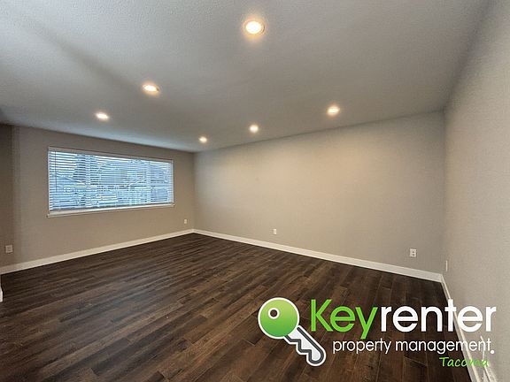 3rd image of 1505 S 81st St