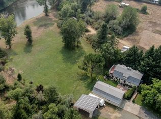 111 Riverview Rd, Douglas City, CA 96024