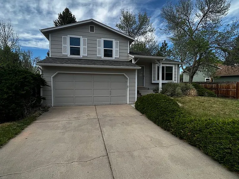 2336 Arctic Fox Dr — Photo 2
