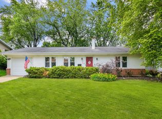 1475 Nottingham Ln, Hoffman Estates, IL 60169