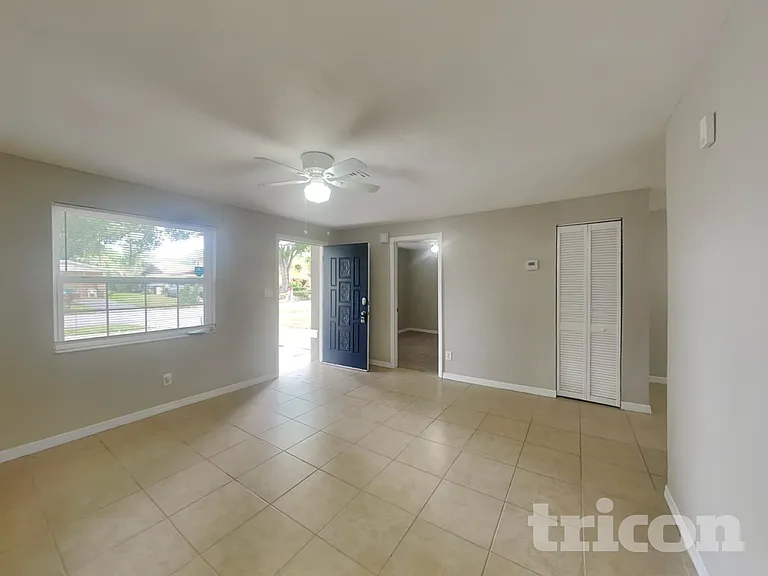 8636 Oriole Ln — Photo 2